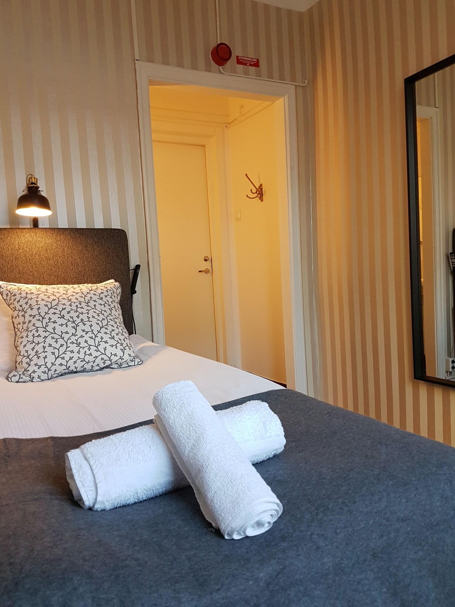 Norrköping A Marican Hostel & Hotel מראה חיצוני תמונה