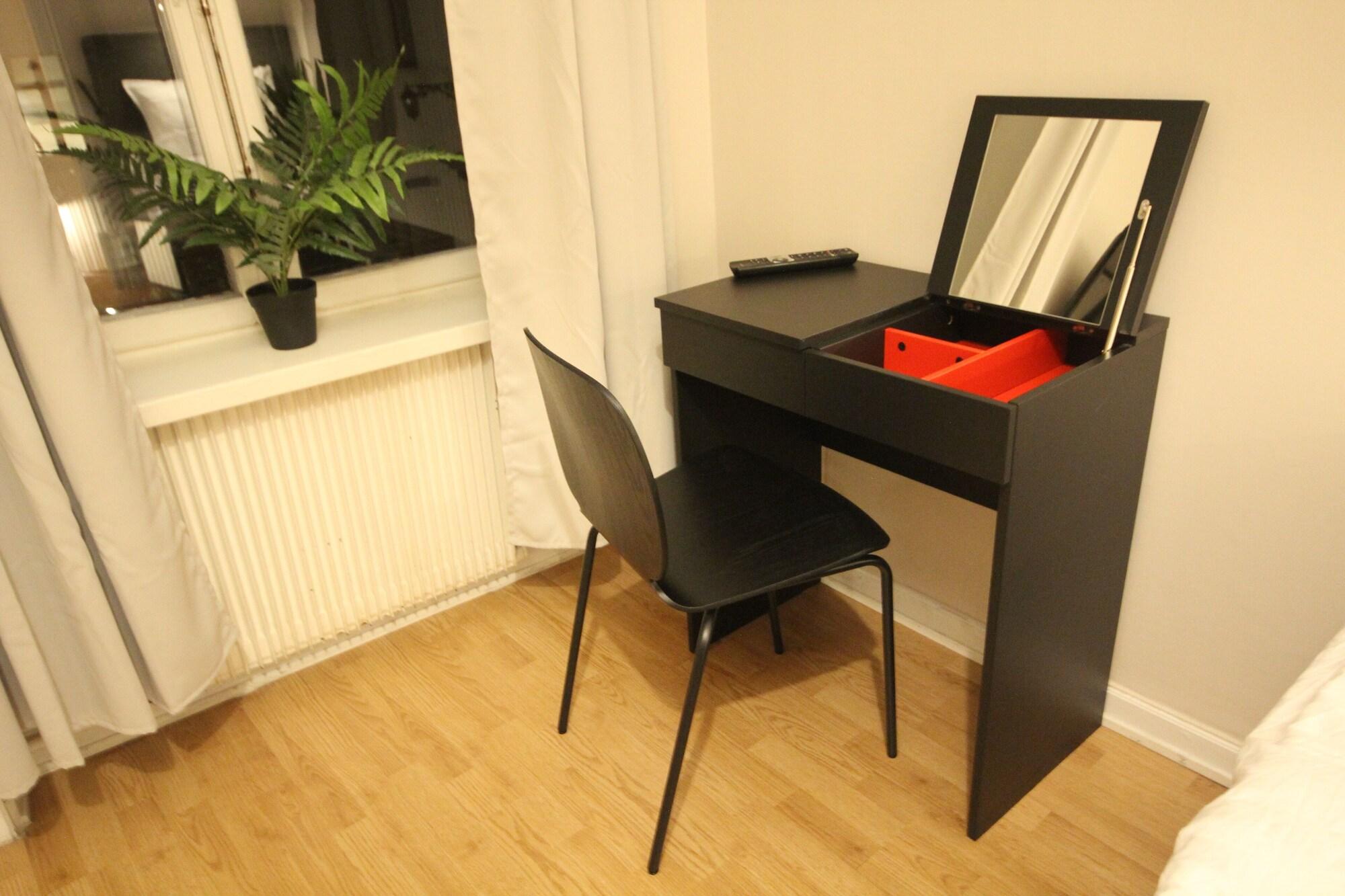 Norrköping A Marican Hostel & Hotel מראה חיצוני תמונה