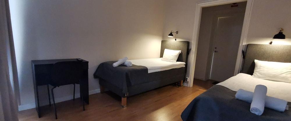 Norrköping A Marican Hostel & Hotel מראה חיצוני תמונה