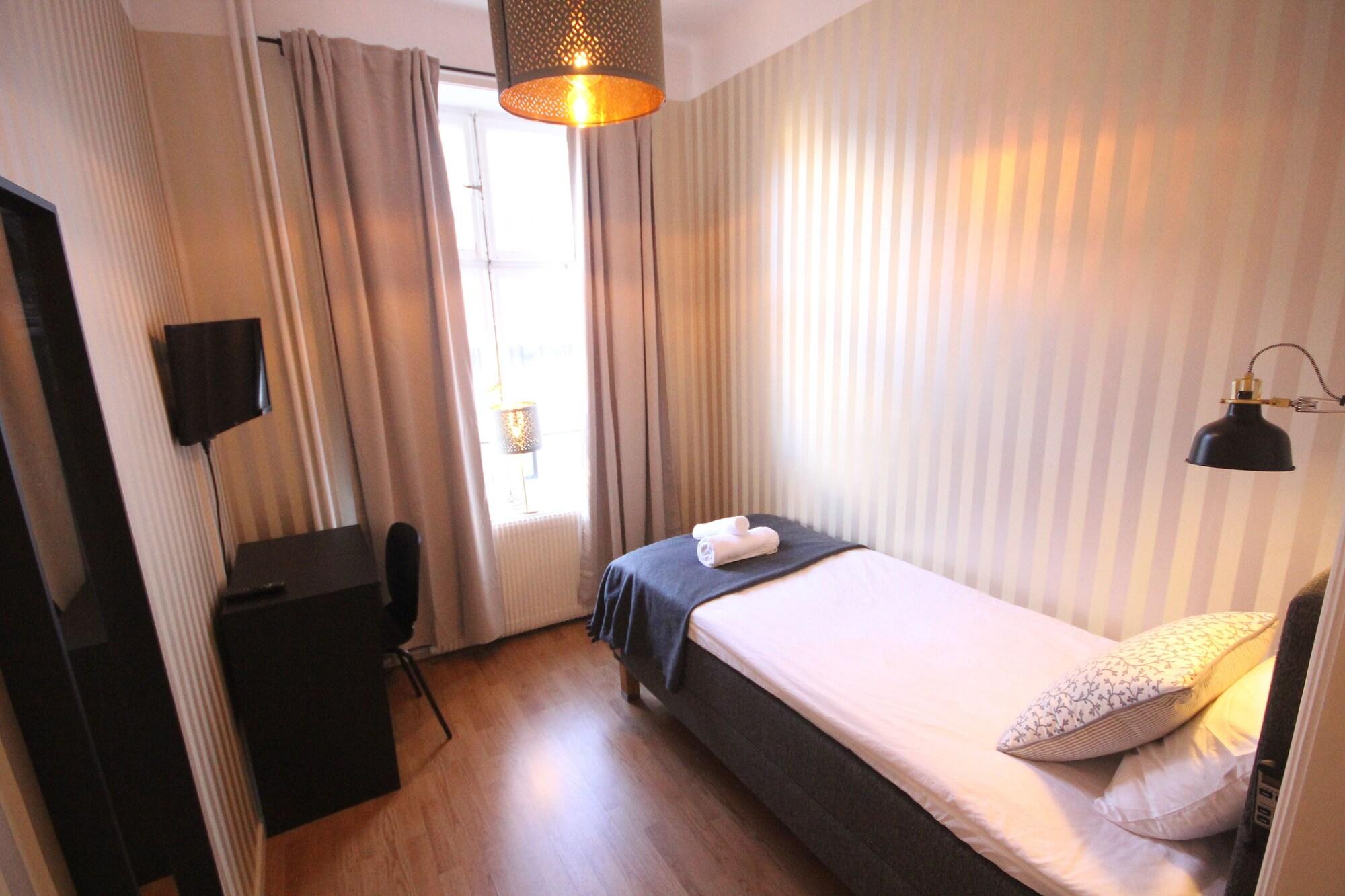 Norrköping A Marican Hostel & Hotel מראה חיצוני תמונה