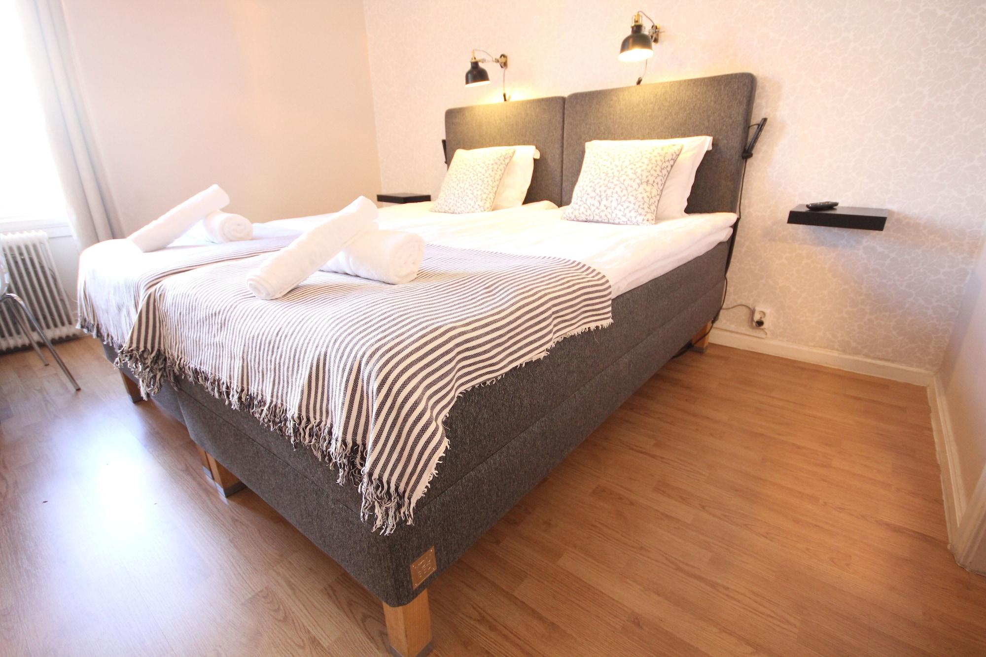 Norrköping A Marican Hostel & Hotel מראה חיצוני תמונה