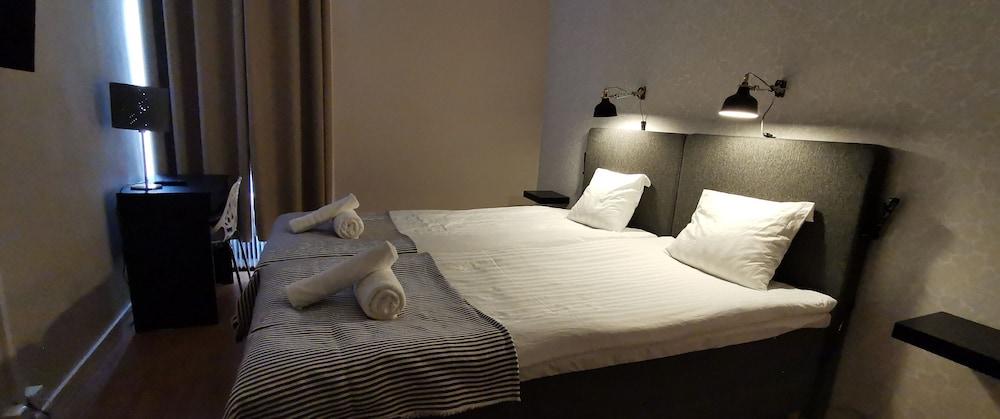 Norrköping A Marican Hostel & Hotel מראה חיצוני תמונה