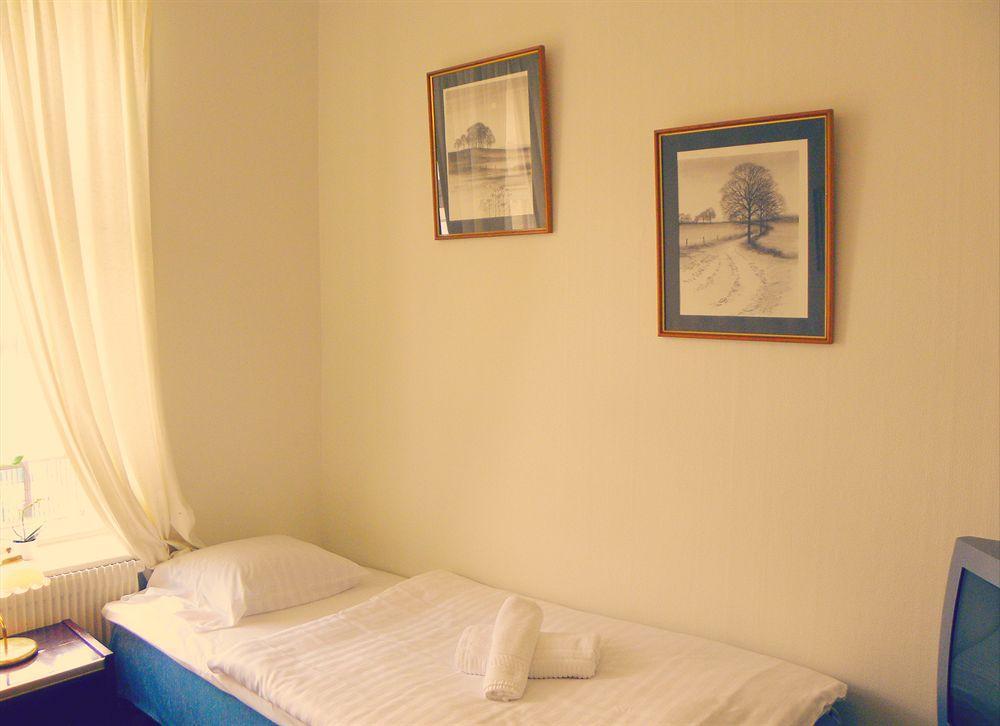 Norrköping A Marican Hostel & Hotel מראה חיצוני תמונה