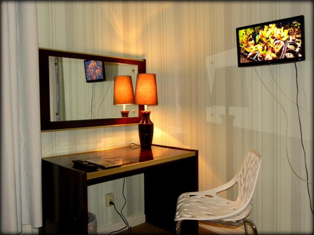 Norrköping A Marican Hostel & Hotel מראה חיצוני תמונה